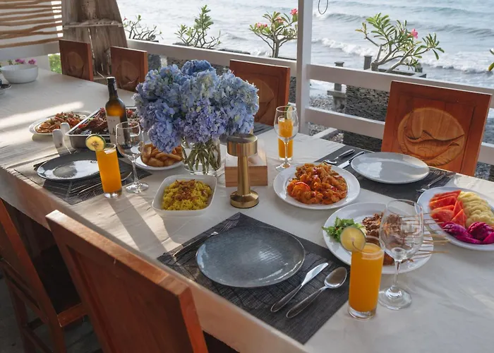 Blue Marlin 6-br Singaraja Bali *